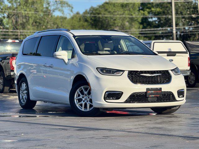 used 2021 Chrysler Pacifica car, priced at $18,600