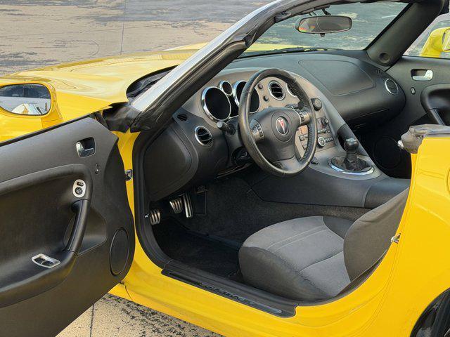 used 2007 Pontiac Solstice car, priced at $8,500