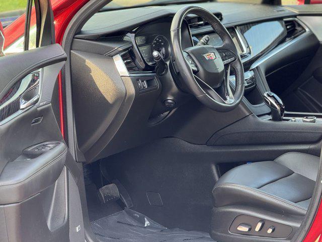 used 2024 Cadillac XT6 car, priced at $38,000