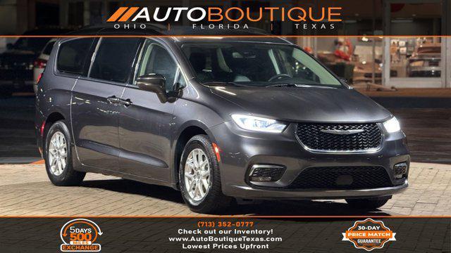 used 2022 Chrysler Pacifica car, priced at $18,900