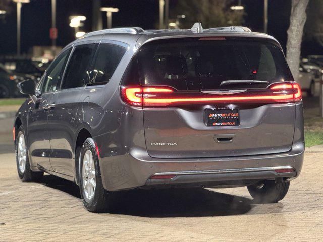 used 2022 Chrysler Pacifica car, priced at $18,900