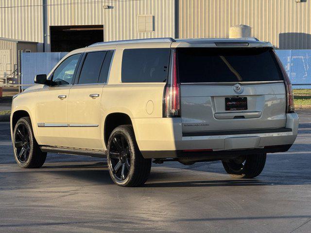 used 2015 Cadillac Escalade ESV car, priced at $22,700