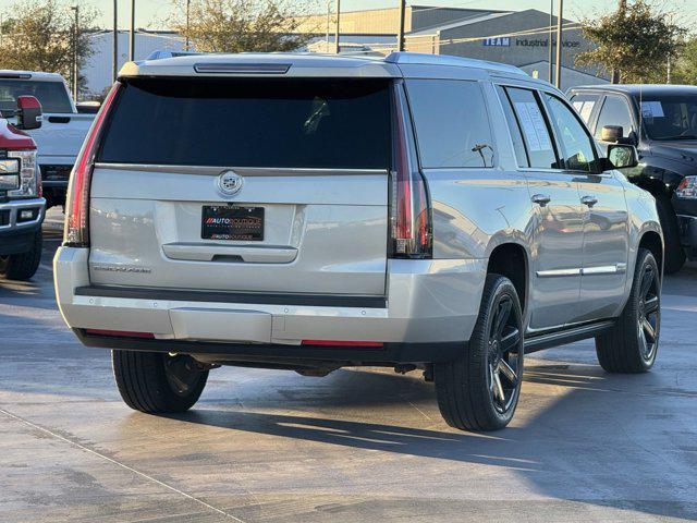 used 2015 Cadillac Escalade ESV car, priced at $22,700