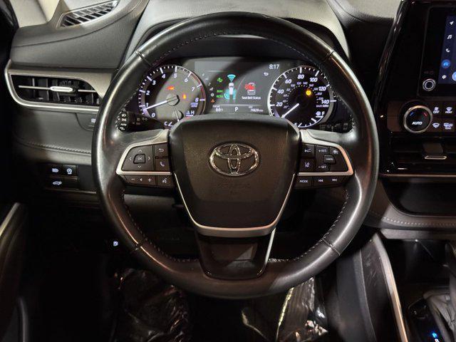 used 2023 Toyota Highlander car, priced at $24,500