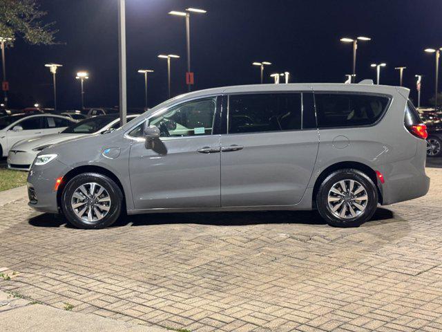 used 2022 Chrysler Pacifica Hybrid car, priced at $18,900