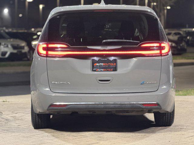 used 2022 Chrysler Pacifica Hybrid car, priced at $18,900