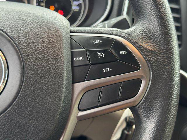 used 2019 Jeep Cherokee car, priced at $14,000