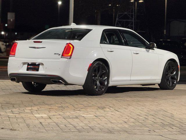 used 2021 Chrysler 300 car, priced at $19,010