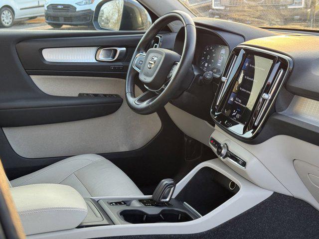 used 2021 Volvo XC40 car, priced at $18,500