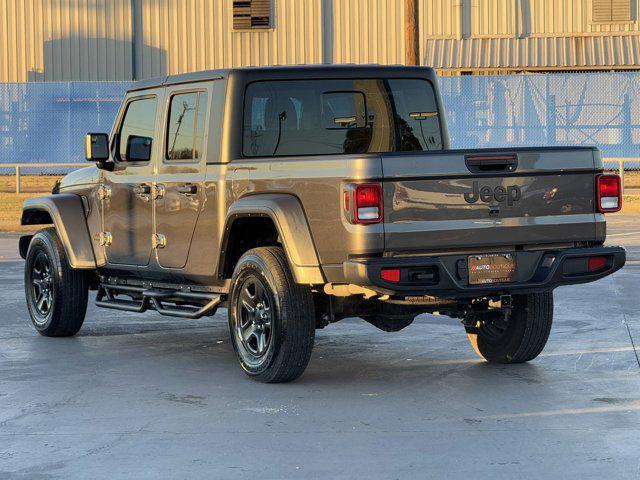 used 2024 Jeep Gladiator car, priced at $33,500