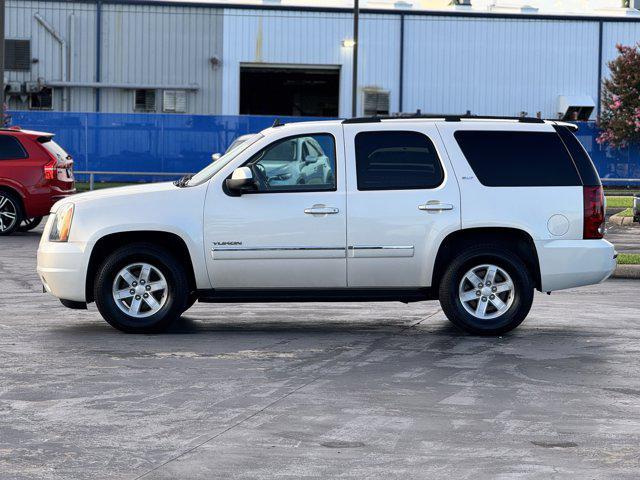used 2013 GMC Yukon car, priced at $11,000