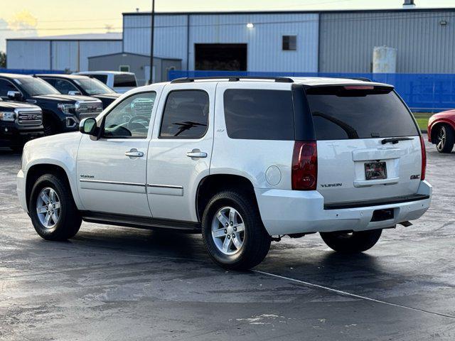 used 2013 GMC Yukon car, priced at $11,000