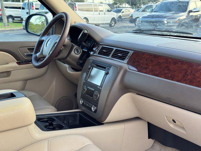 used 2013 GMC Yukon car, priced at $11,000