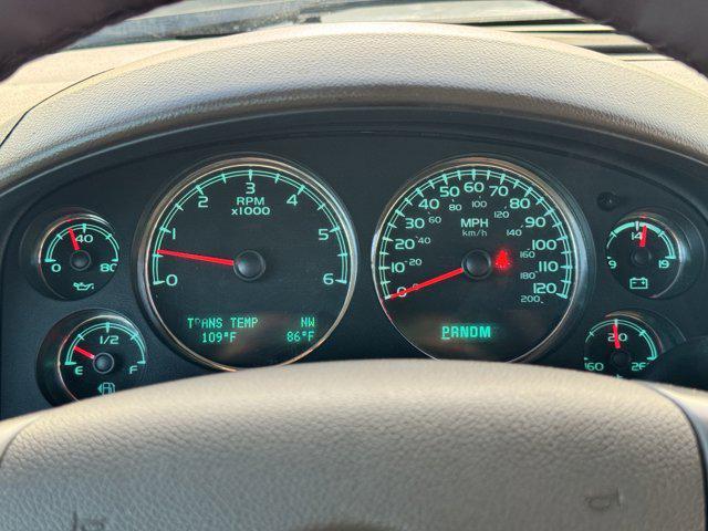 used 2013 GMC Yukon car, priced at $11,000
