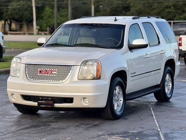 used 2013 GMC Yukon car, priced at $11,000