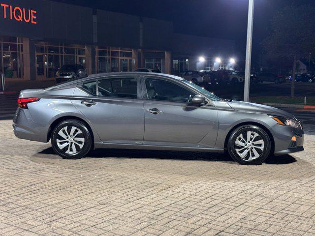 used 2022 Nissan Altima car, priced at $13,700