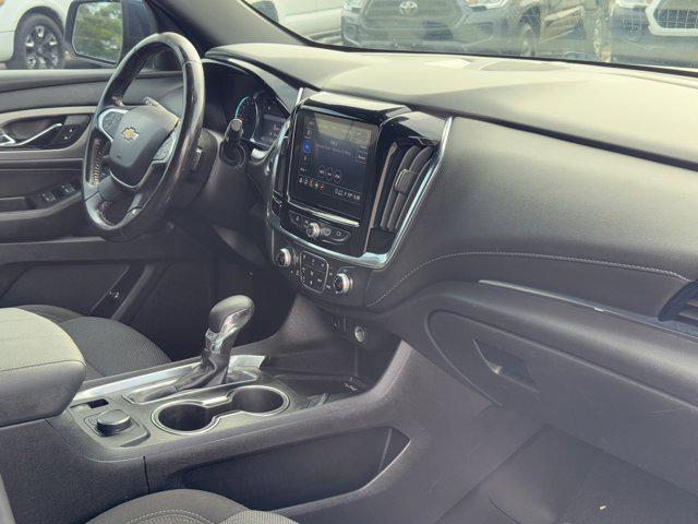 used 2022 Chevrolet Traverse car, priced at $17,500