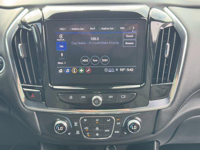 used 2022 Chevrolet Traverse car, priced at $17,500
