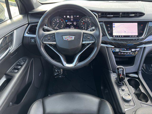 used 2022 Cadillac XT6 car, priced at $34,500