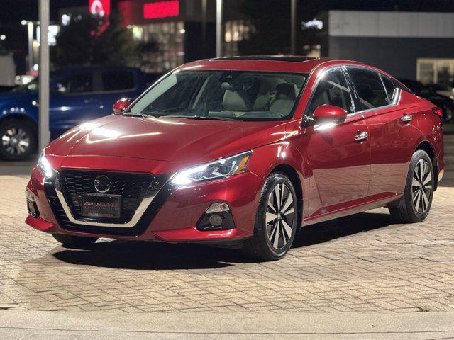 used 2022 Nissan Altima car, priced at $22,500