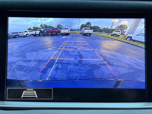 used 2020 Cadillac XT5 car, priced at $20,900