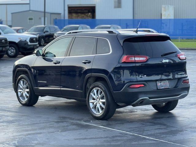 used 2015 Jeep Cherokee car, priced at $11,000