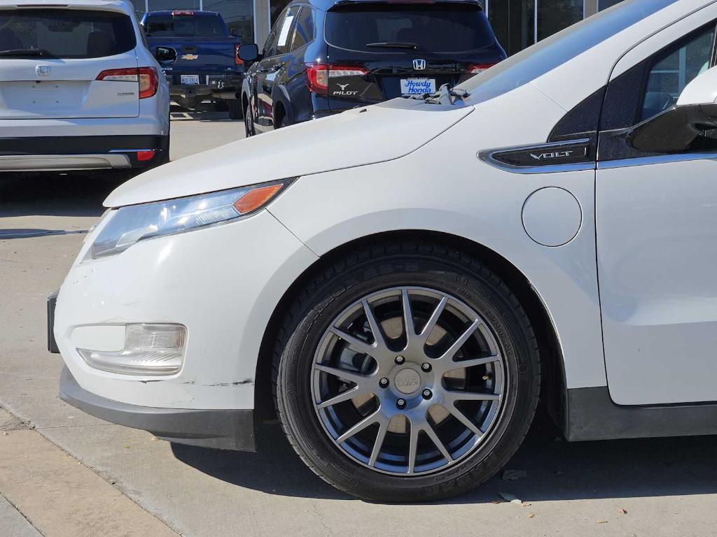 used 2014 Chevrolet Volt car, priced at $5,582