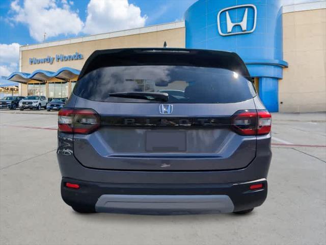 new 2025 Honda Pilot car, priced at $45,625