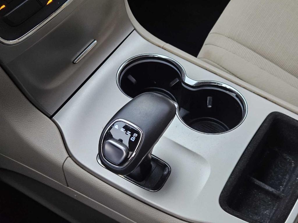 used 2014 Jeep Grand Cherokee car, priced at $11,969