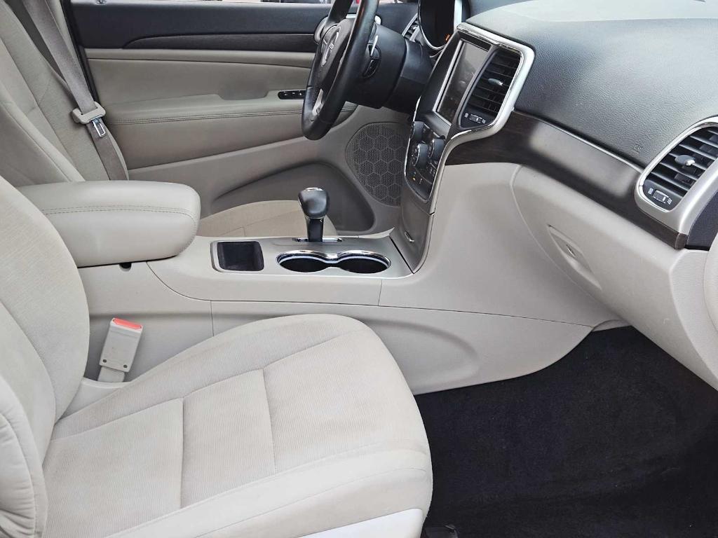 used 2014 Jeep Grand Cherokee car, priced at $11,969