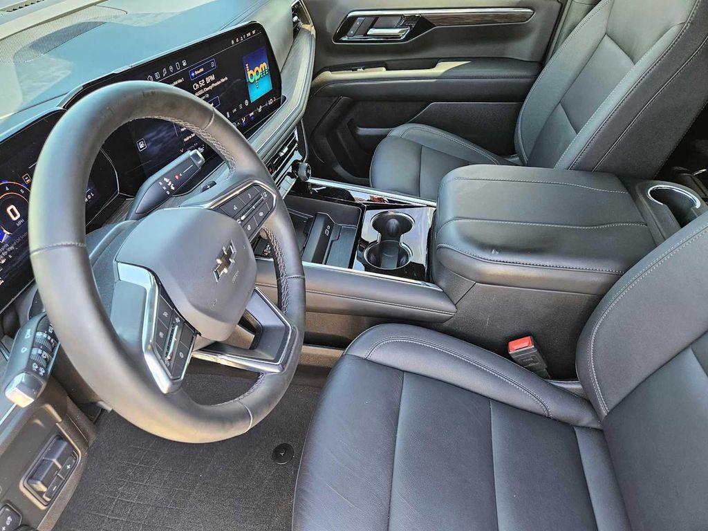used 2025 Chevrolet Tahoe car, priced at $68,132