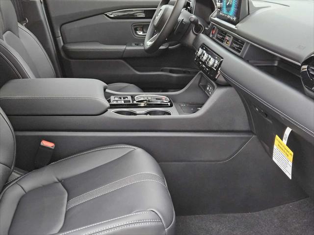 new 2025 Honda Pilot car, priced at $51,700