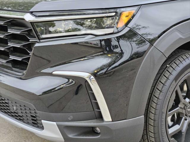 new 2025 Honda Pilot car, priced at $51,700