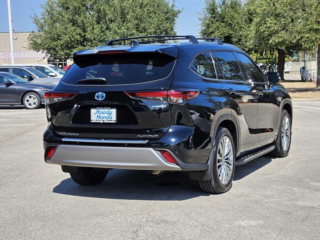 used 2024 Toyota Highlander Hybrid car, priced at $53,174