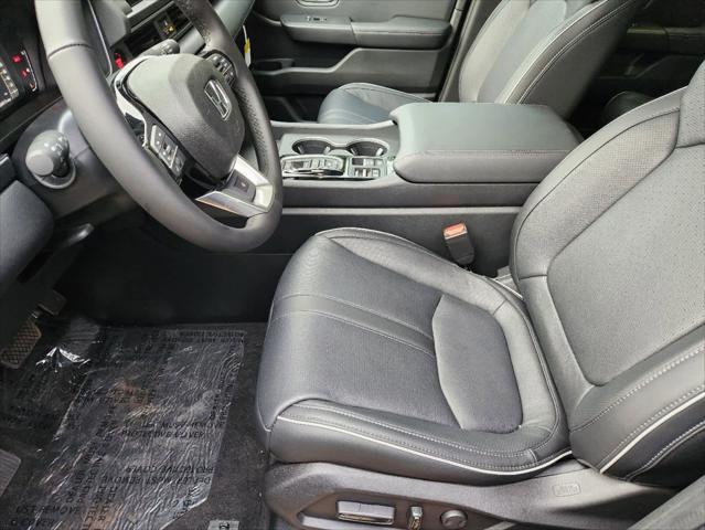 new 2025 Honda Pilot car, priced at $54,530