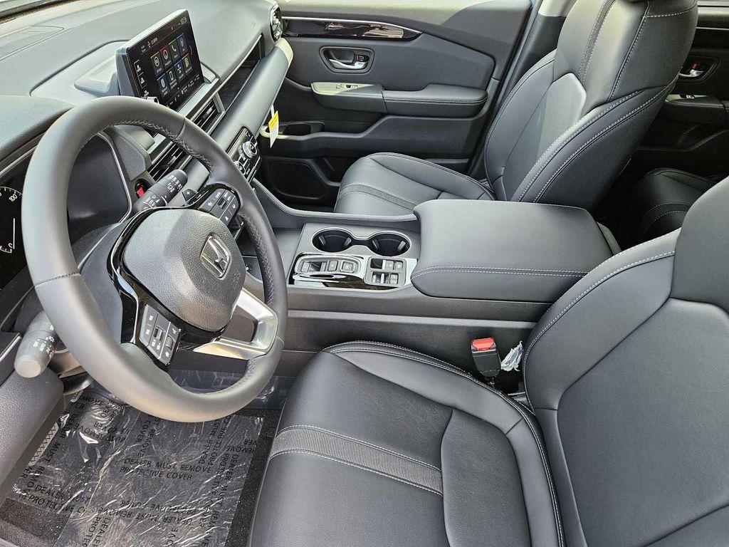 new 2025 Honda Pilot car, priced at $52,280