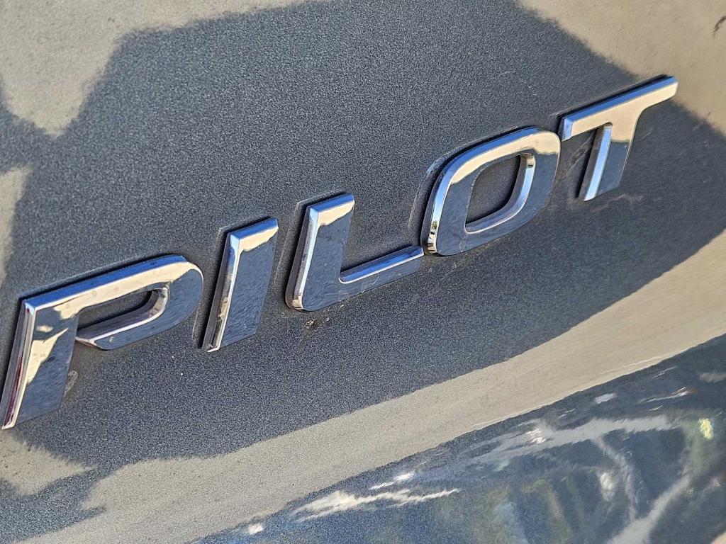 used 2018 Honda Pilot car, priced at $18,346