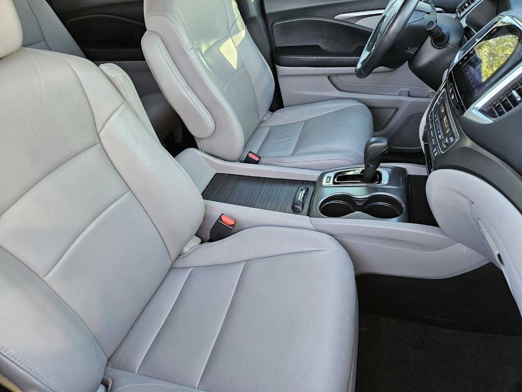 used 2018 Honda Pilot car, priced at $18,346