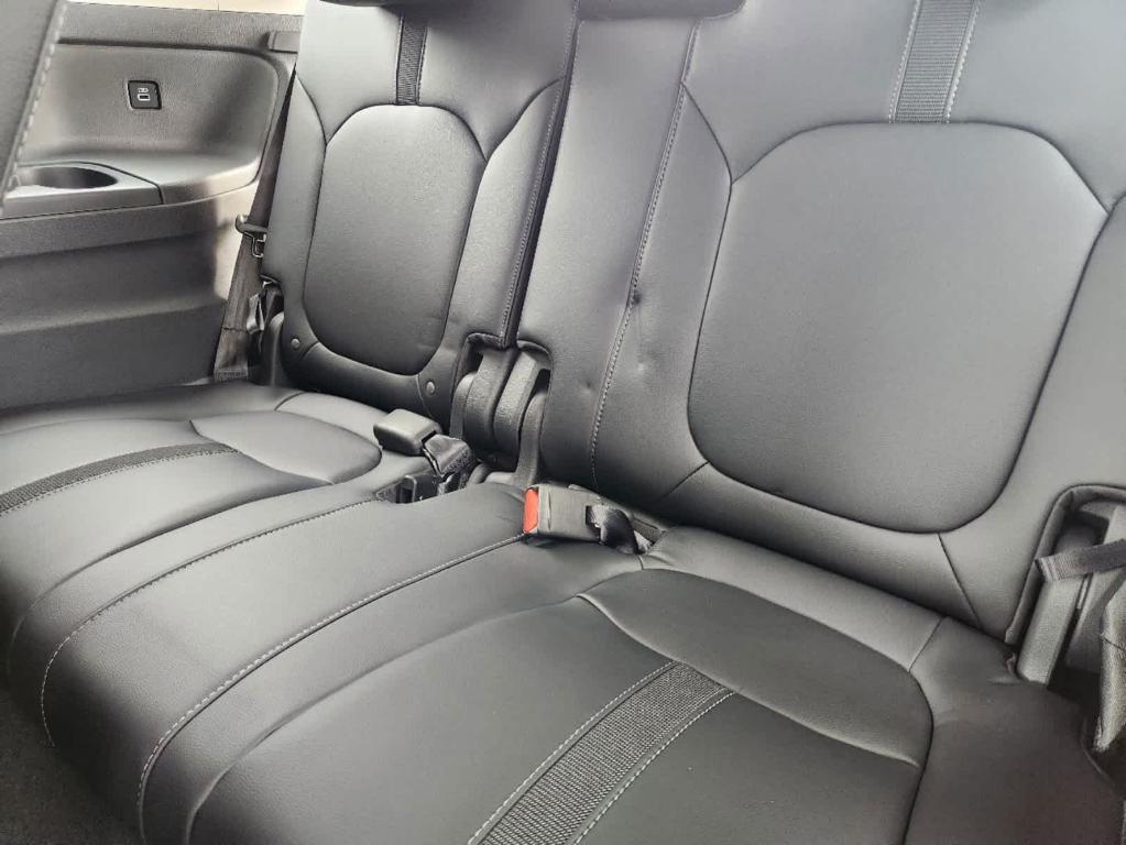 new 2025 Honda Pilot car, priced at $49,405
