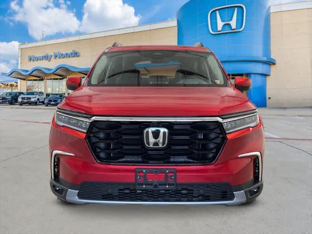 new 2025 Honda Pilot car, priced at $54,985