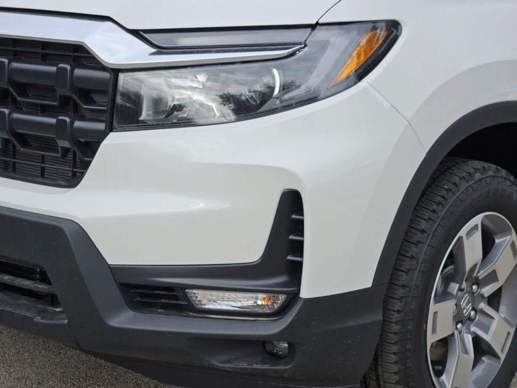 new 2025 Honda Ridgeline car, priced at $45,330