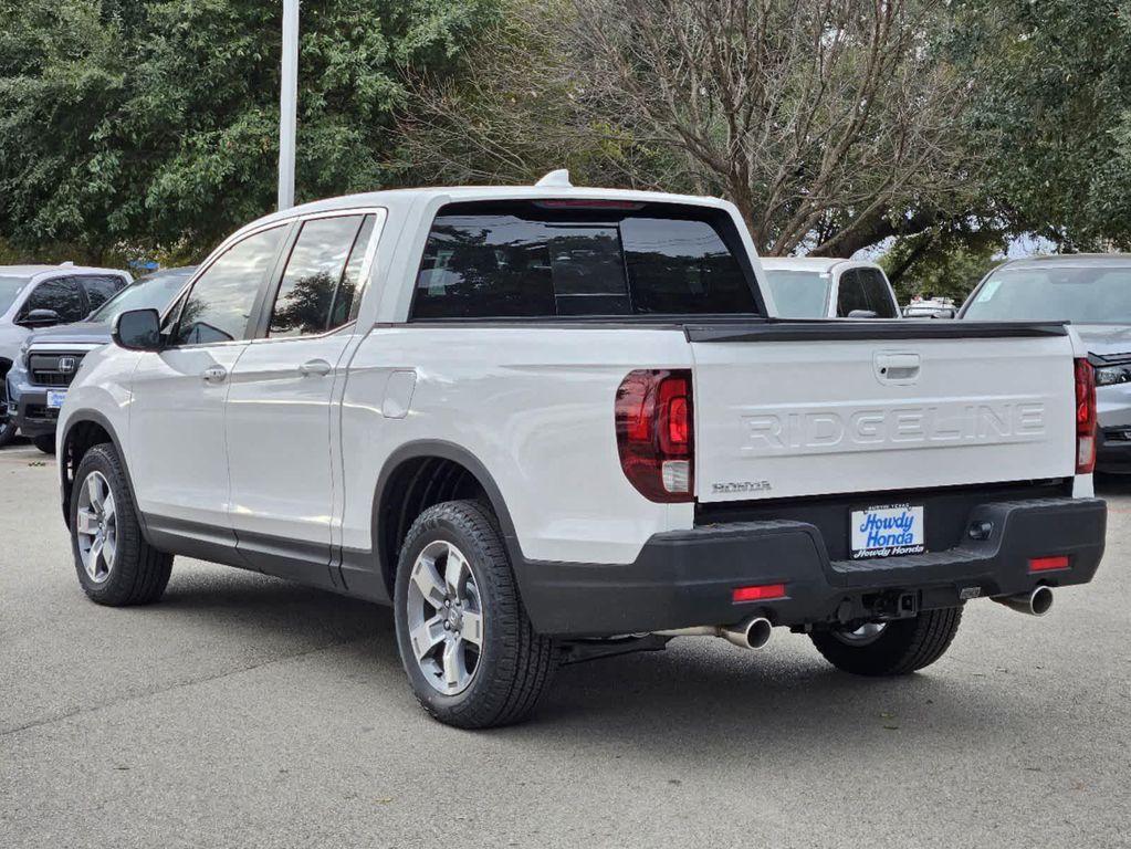new 2025 Honda Ridgeline car, priced at $45,330