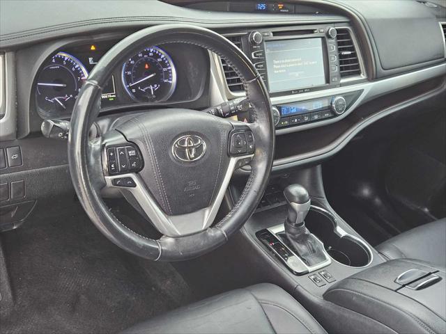 used 2019 Toyota Highlander car, priced at $24,067