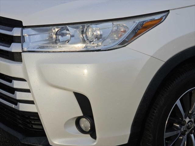 used 2019 Toyota Highlander car, priced at $24,067