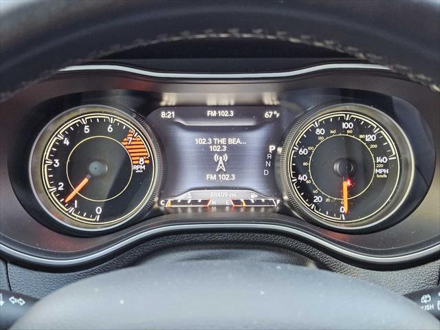 used 2019 Jeep Cherokee car, priced at $18,280