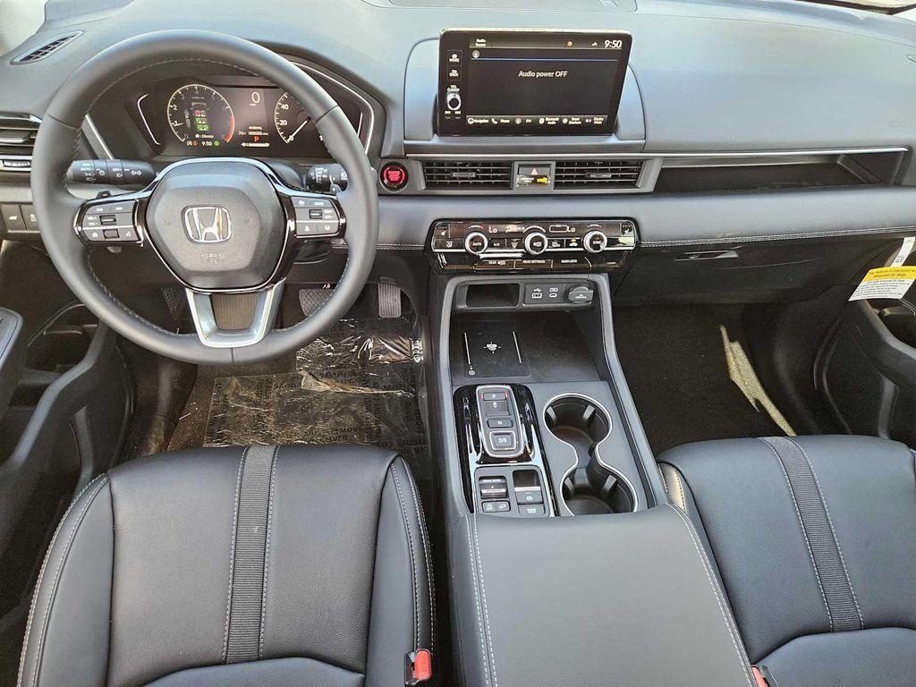 new 2025 Honda Pilot car, priced at $50,850