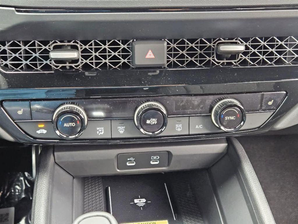 new 2025 Honda Accord Hybrid car, priced at $35,305