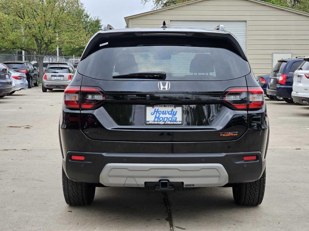 used 2025 Honda Pilot car, priced at $48,252