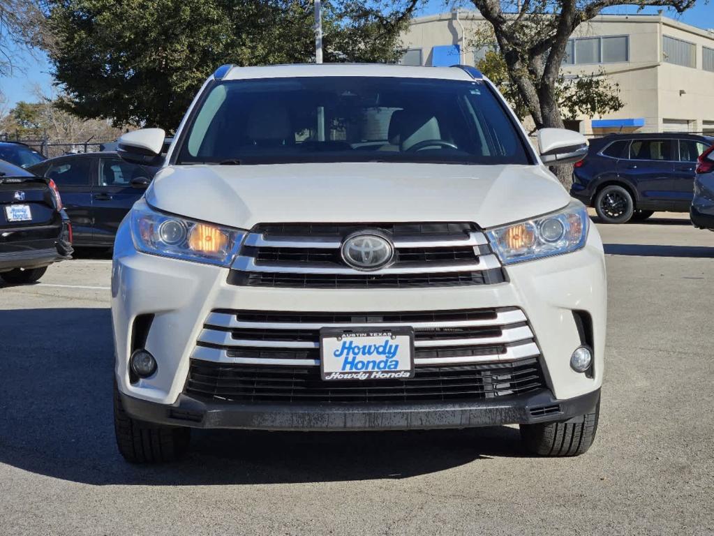 used 2017 Toyota Highlander car, priced at $19,234