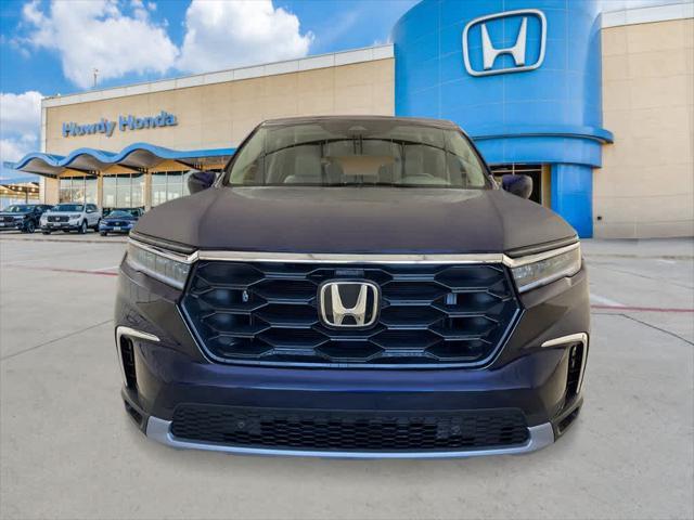 new 2025 Honda Pilot car, priced at $45,645